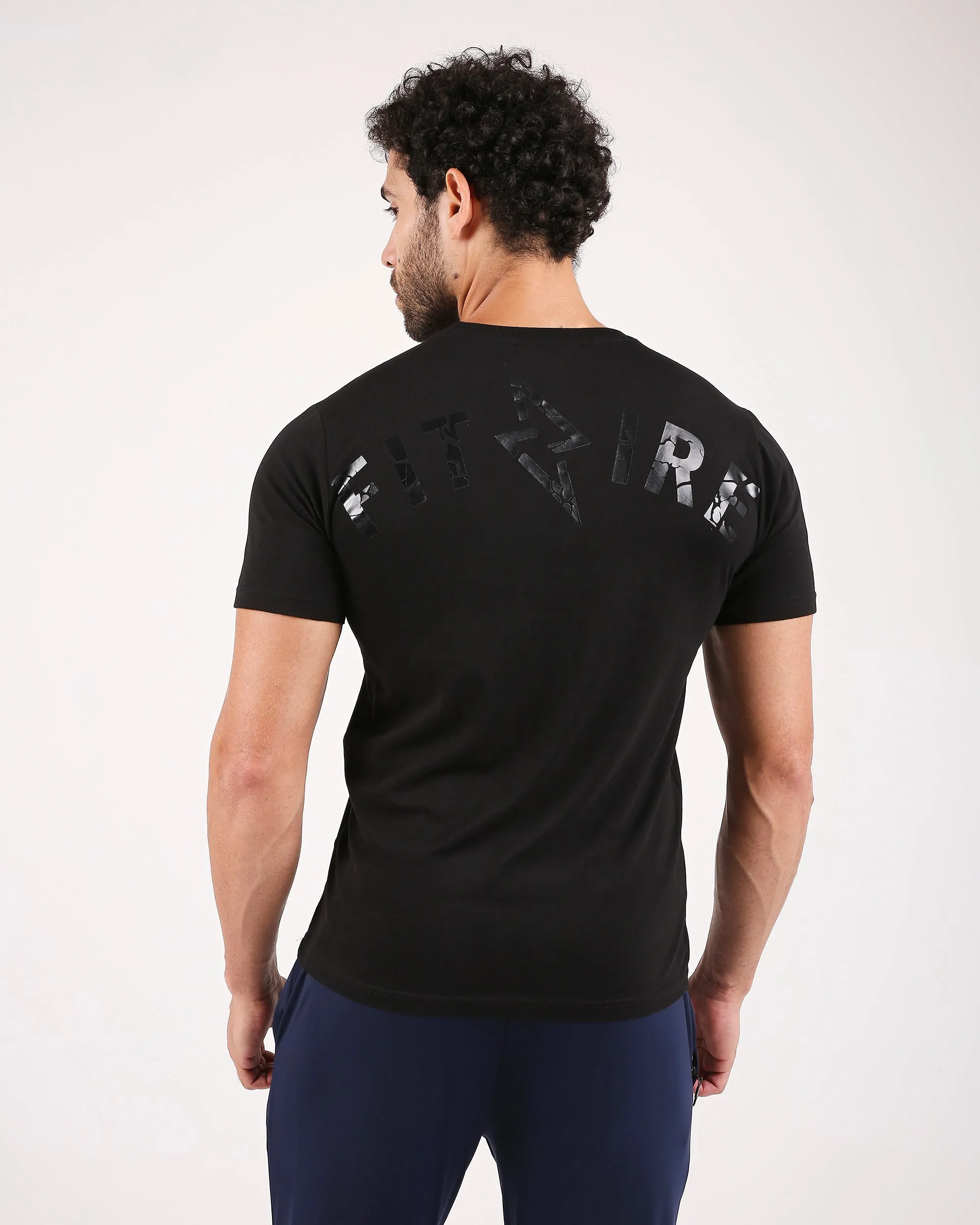 ARRIVAL - BLACK T-SHIRT