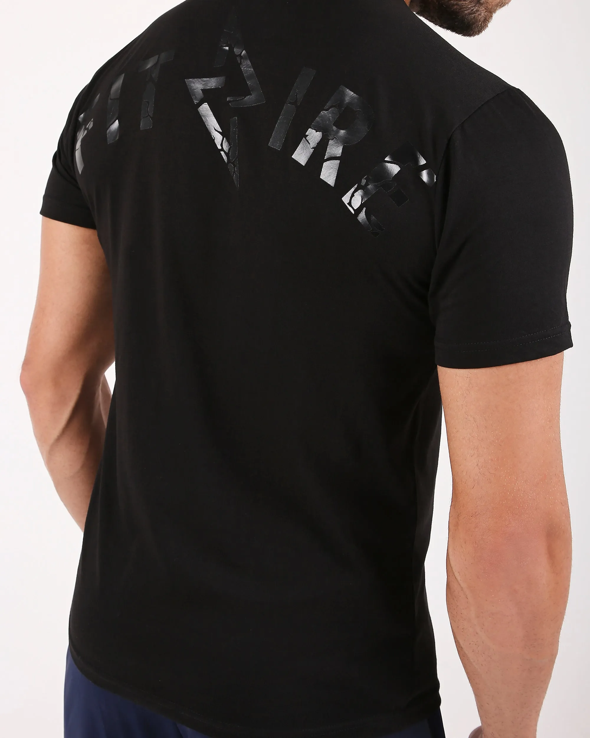 ARRIVAL - BLACK T-SHIRT
