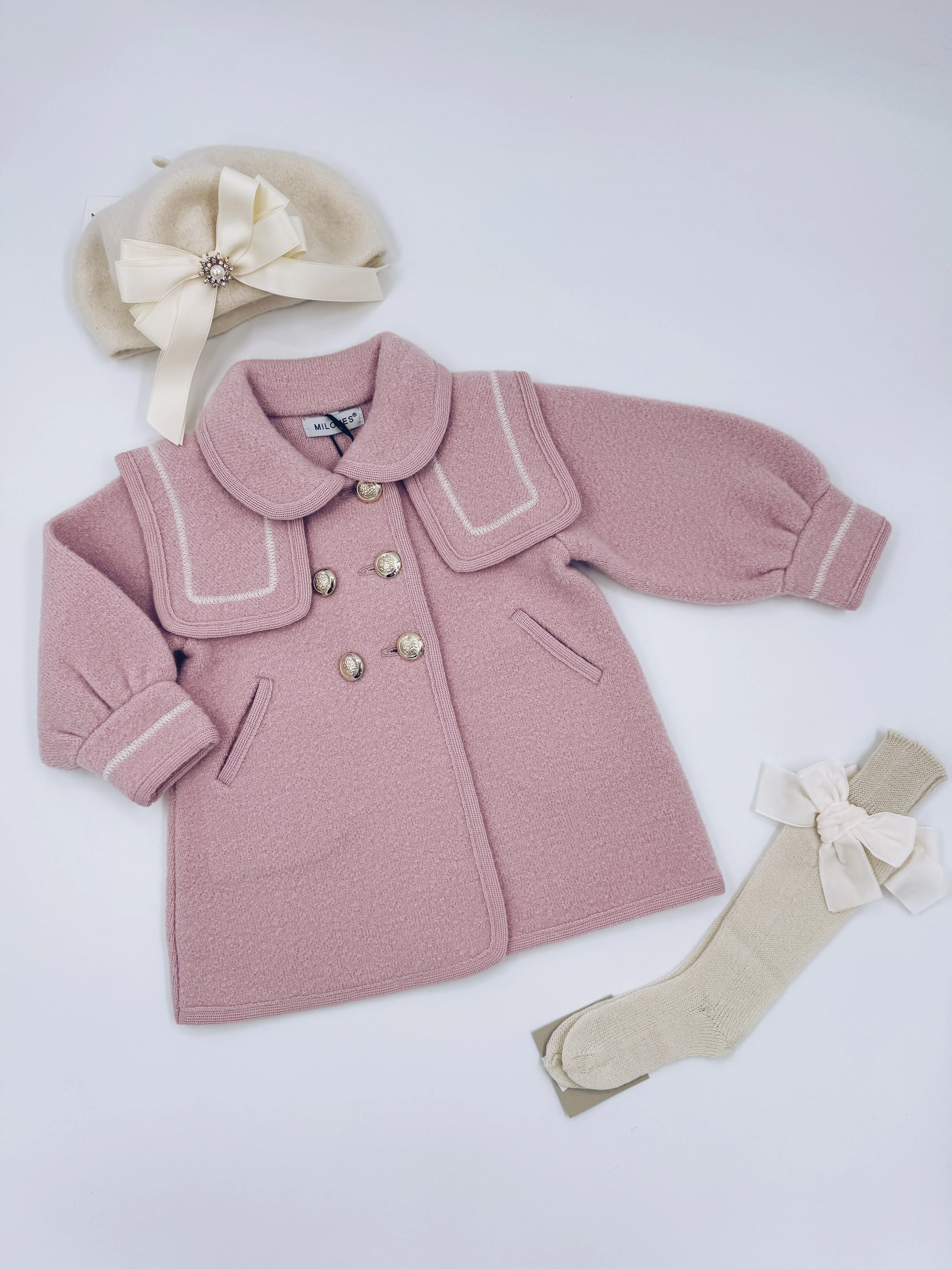 Beautiful pink merino wool coat with Cream stitching details