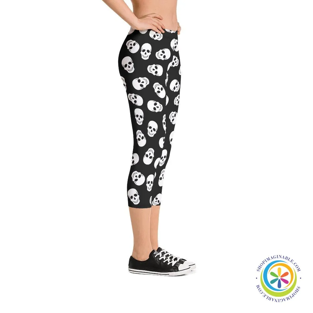 Skulls Black & White Capri Leggings